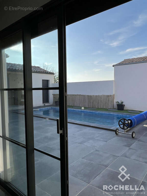 Maison à DOMPIERRE-SUR-MER