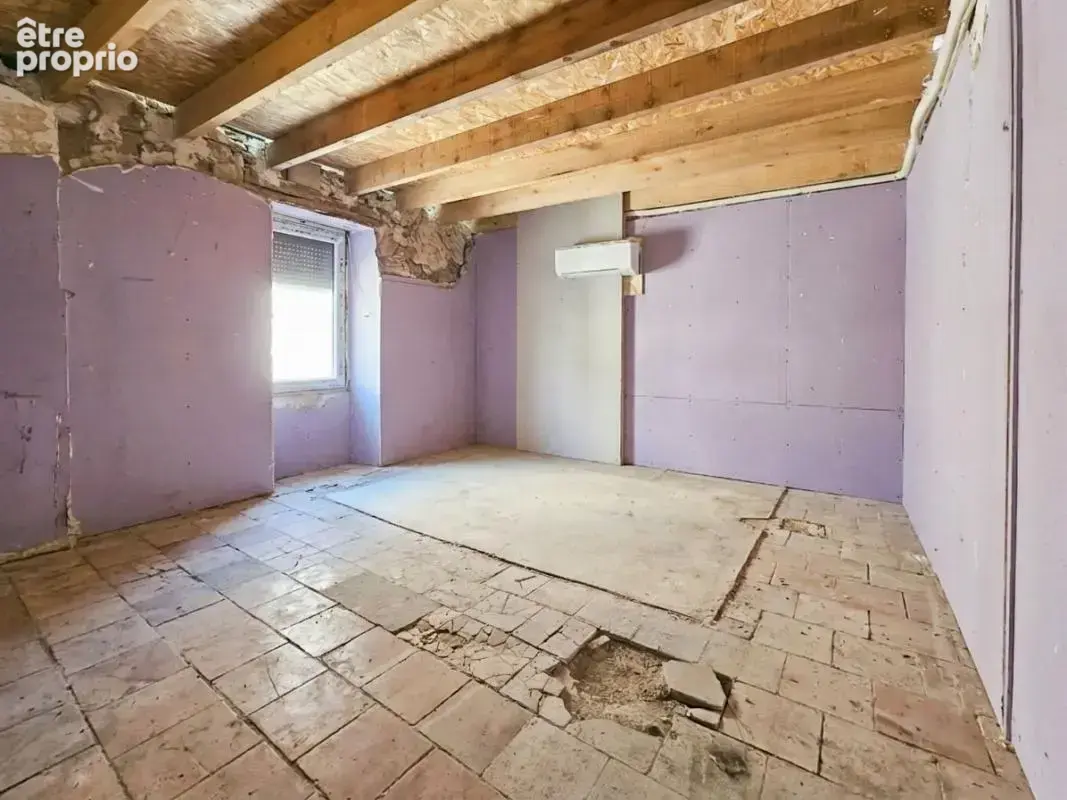 À Vendre à Montfrin - Maison de village de 85m² avec terrasse tropézienne - photo 4