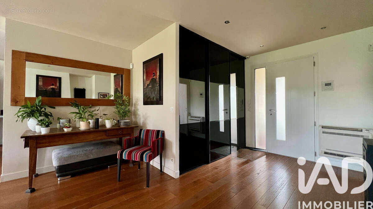 Photo 4 - Maison à VILLECRESNES