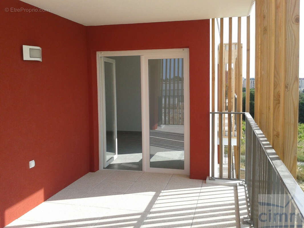 Appartement à JUVIGNAC