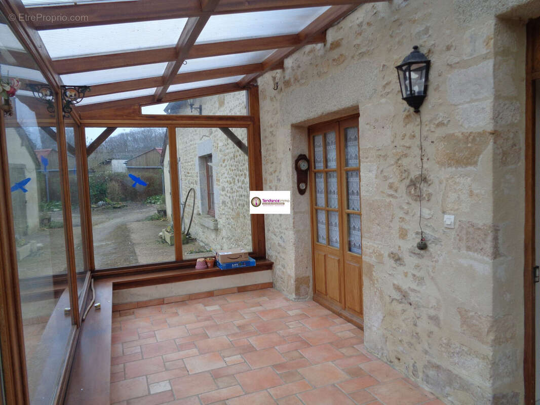 Maison à LE MELE-SUR-SARTHE