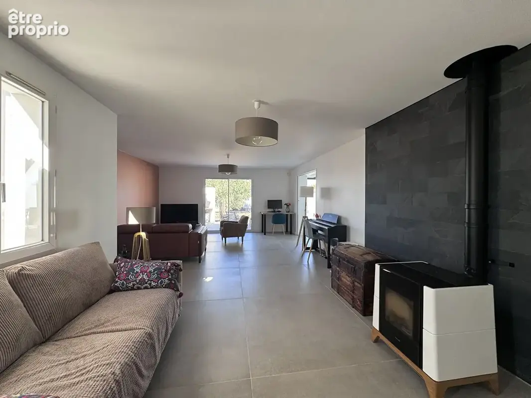 ANGOULINS - Plain-pied 4 chambres, jardin et garage - Centre-bourg à pied - photo 6