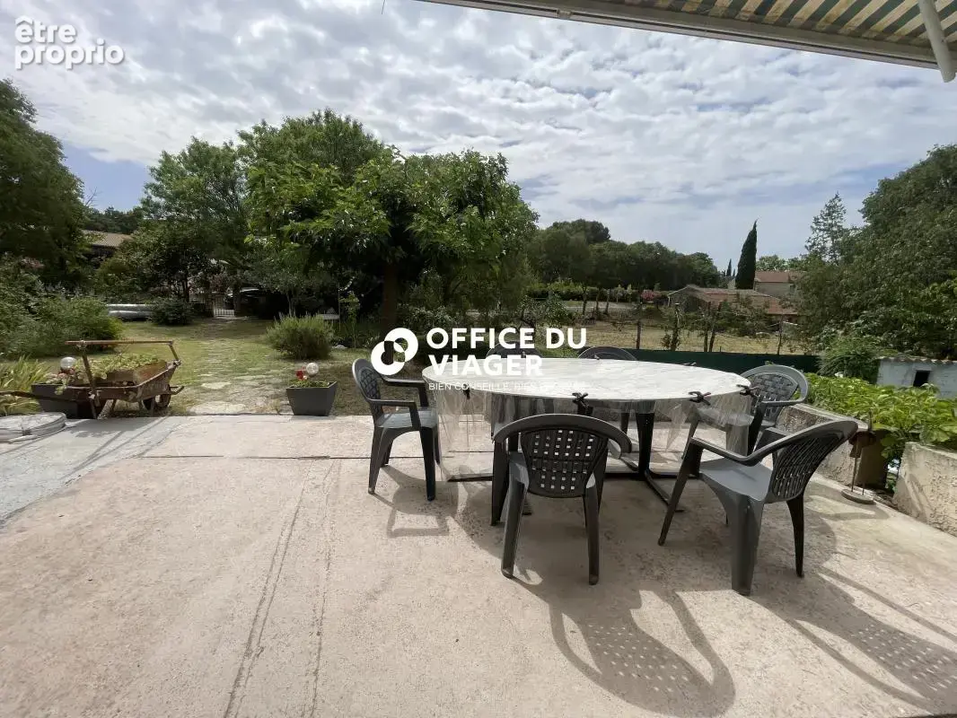Maison - 184,37 m² - 5 pièces - photo 16