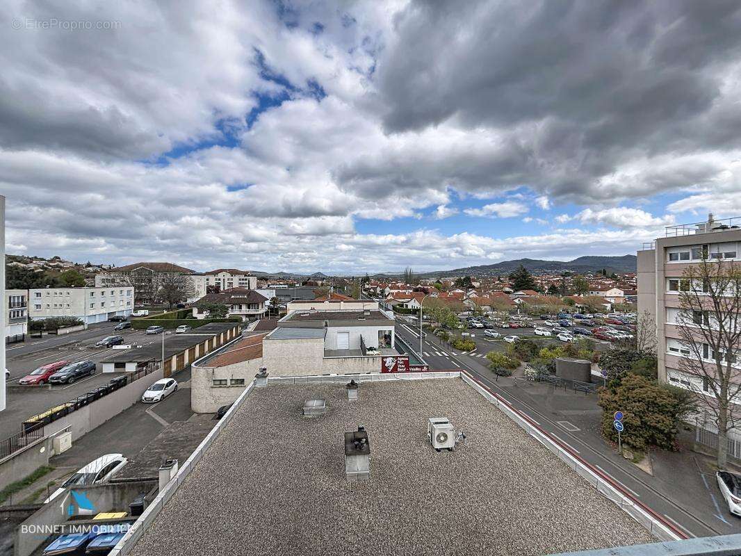 Appartement à COURNON-D'AUVERGNE