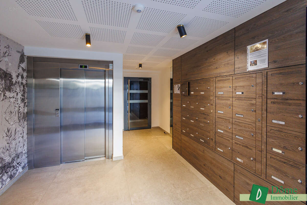 Appartement à MEYLAN