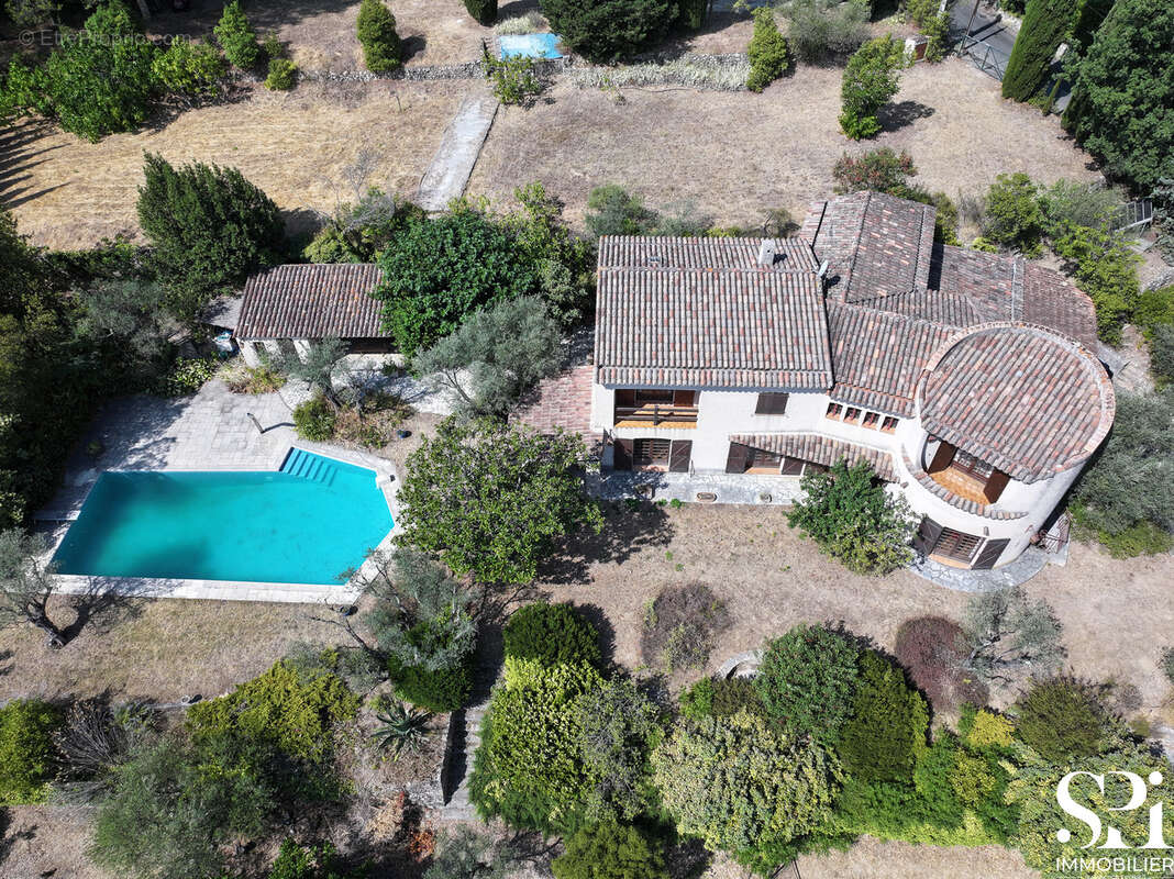 SOLLIES-VILlE- Maison familiale 4 chambres - Piscine - photo 21