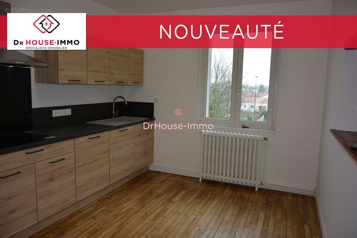 Maison à FLAVIGNAC
