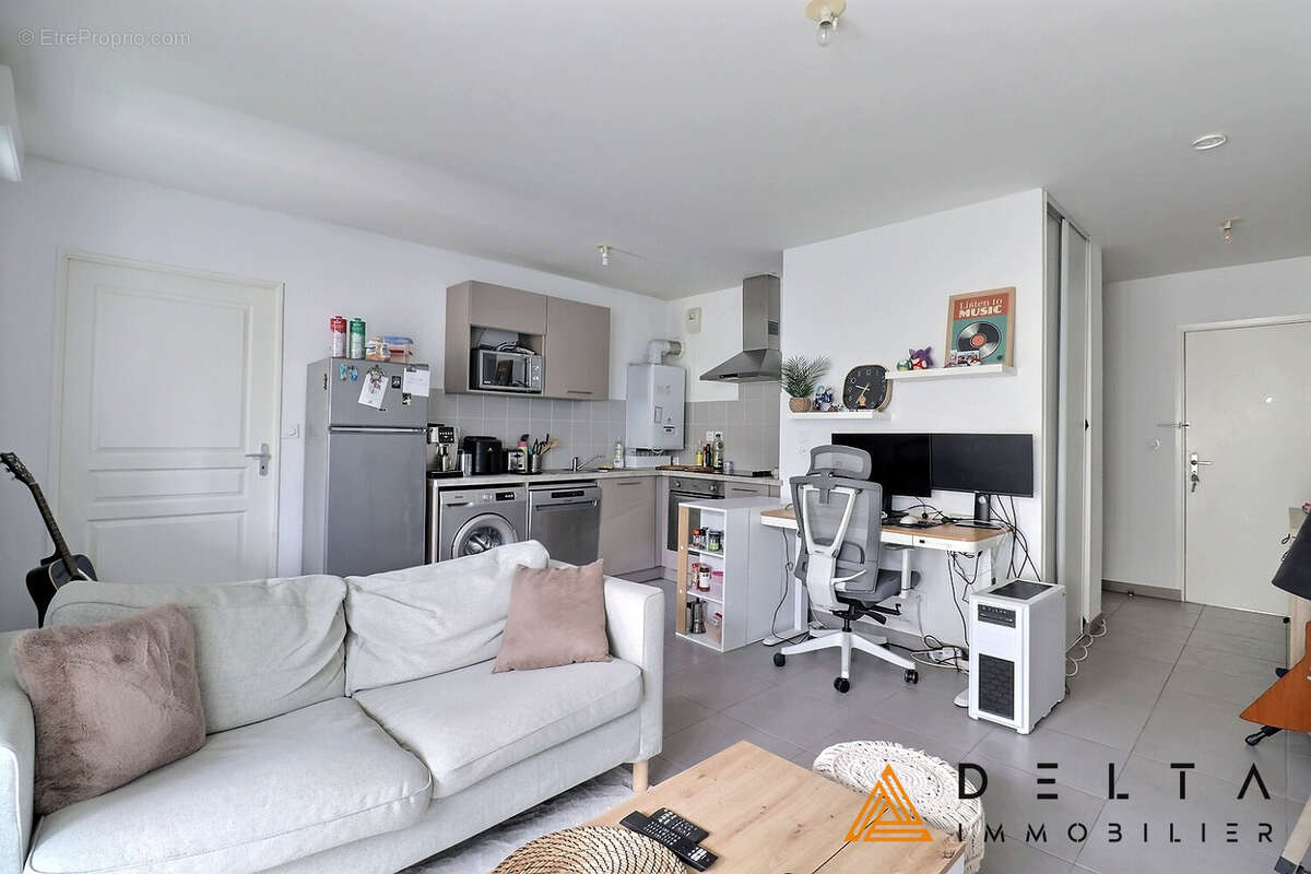 Appartement à TASSIN-LA-DEMI-LUNE