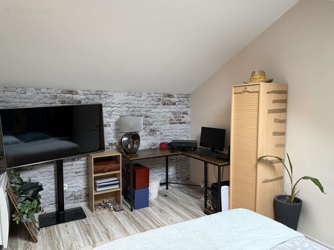 Maison à VILLE-SUR-ILLON