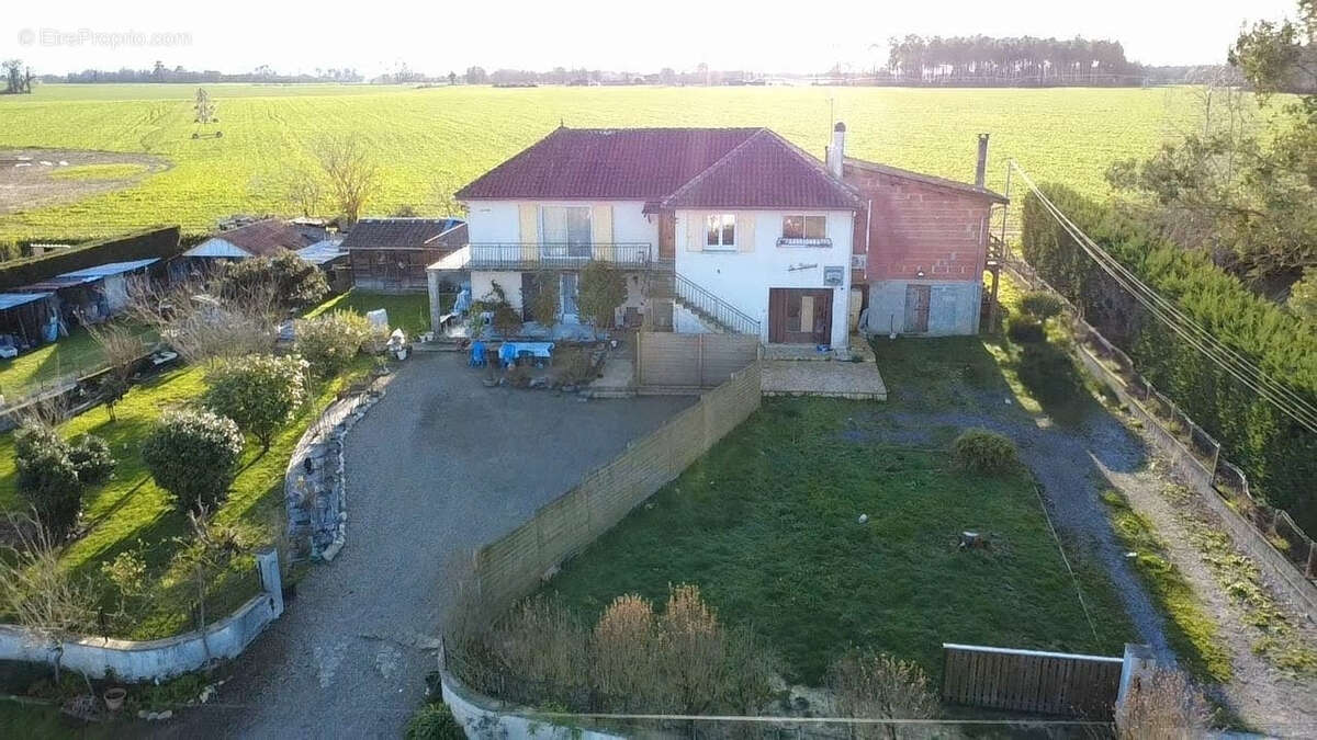 Maison à GRENADE-SUR-L'ADOUR