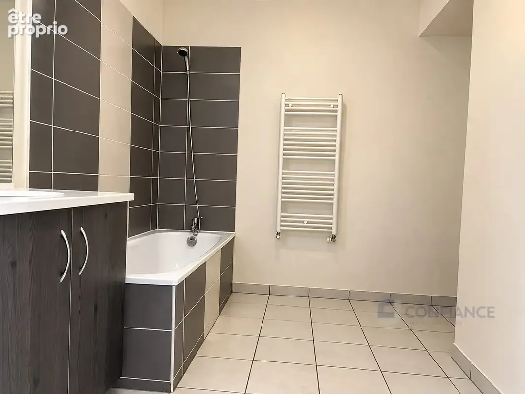 Appartement 3 pièces 58 m² à vendre à Decines-Charpieu (69150) - photo 5