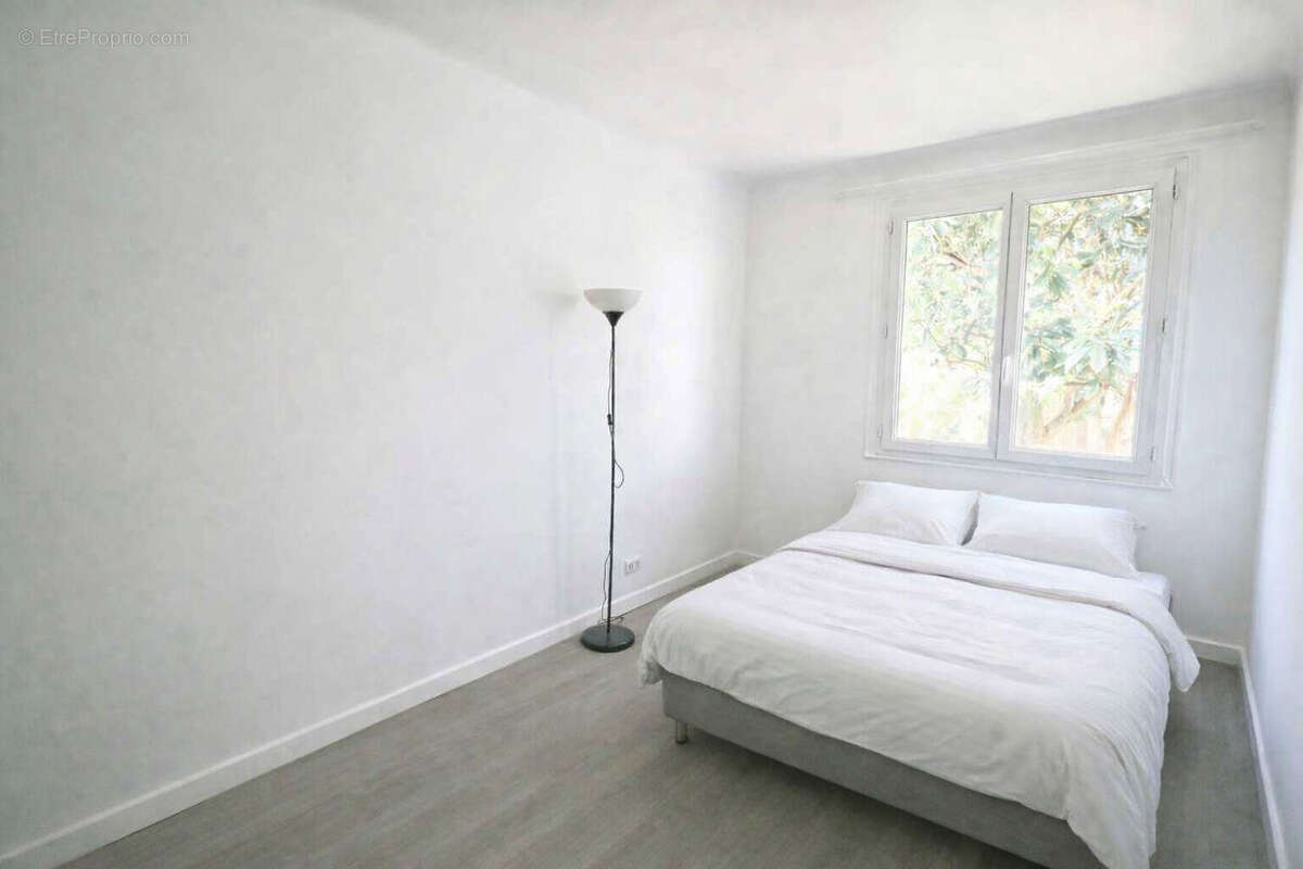 Appartement à BAGNEUX