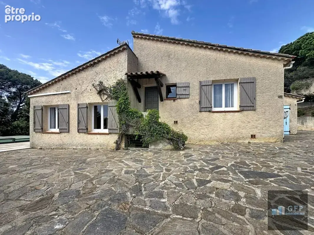 Villa à vendre avec piscine à Bormes-les-Mimosas – Maison 3 chambres avec studio indépendant sur terrain de 1 185 m² - photo 37