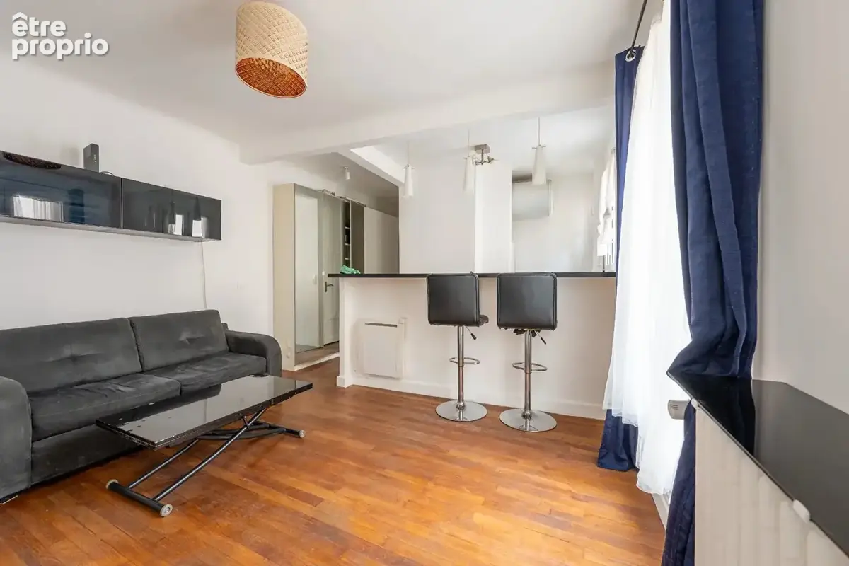 Appartement à PARIS-18E