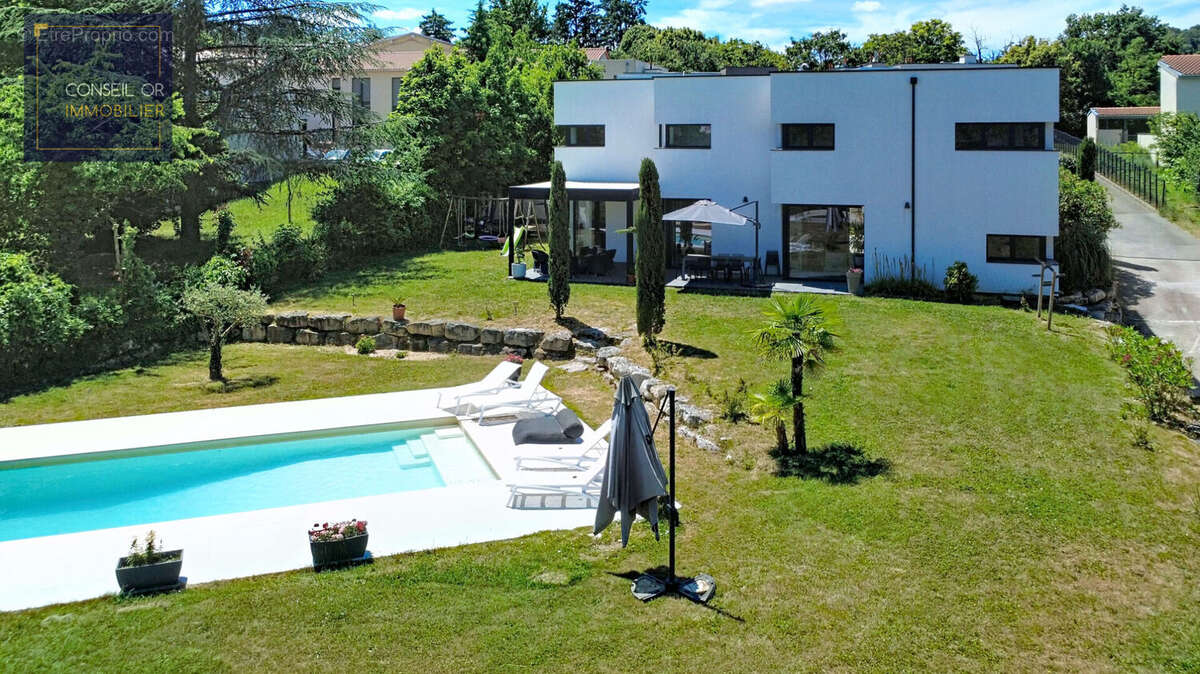 Maison à FRANCHEVILLE