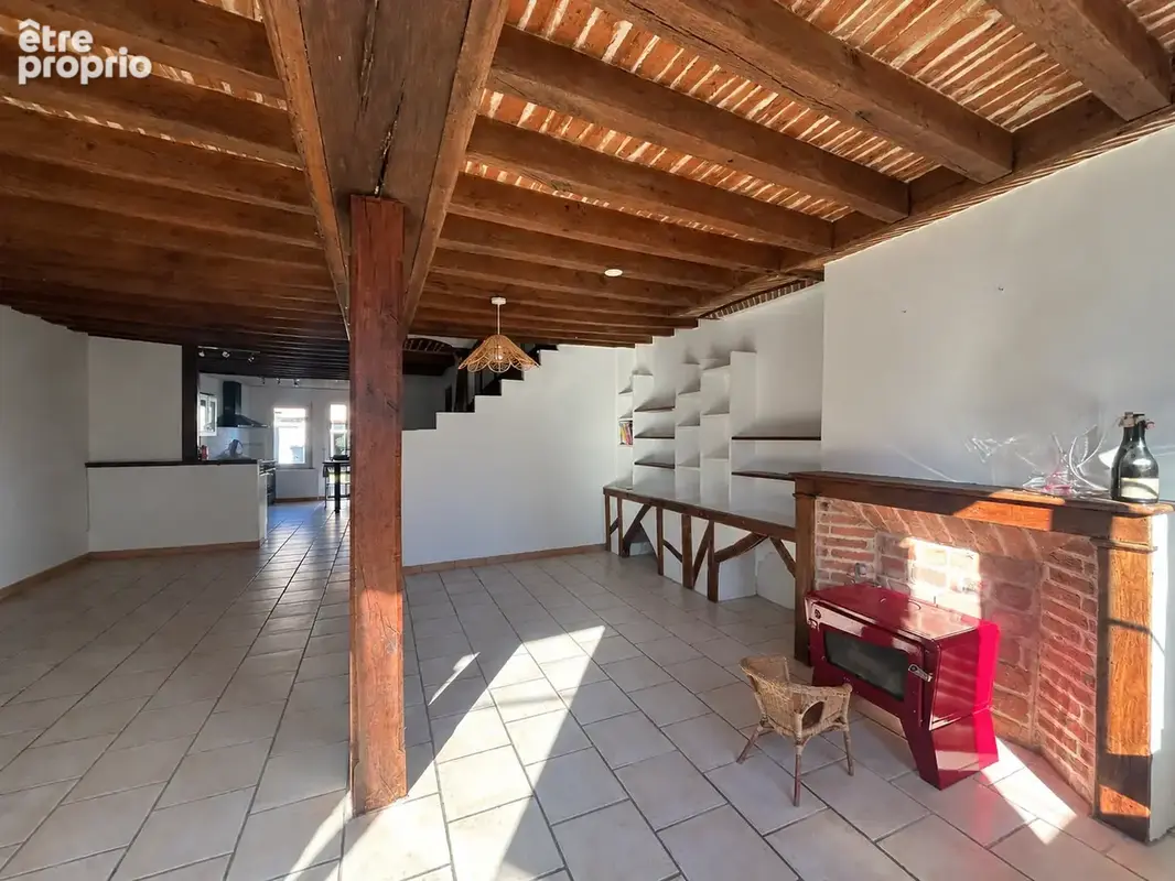 Maison de village, habitable de suite, dépendances, cour, jardinet - photo 4