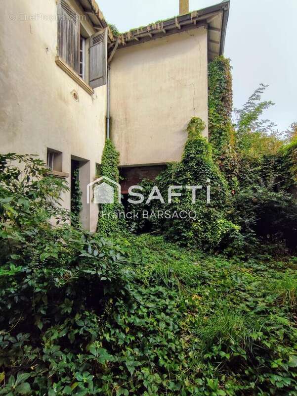 Appartement 352 m² à Cazaubon  - photo 6