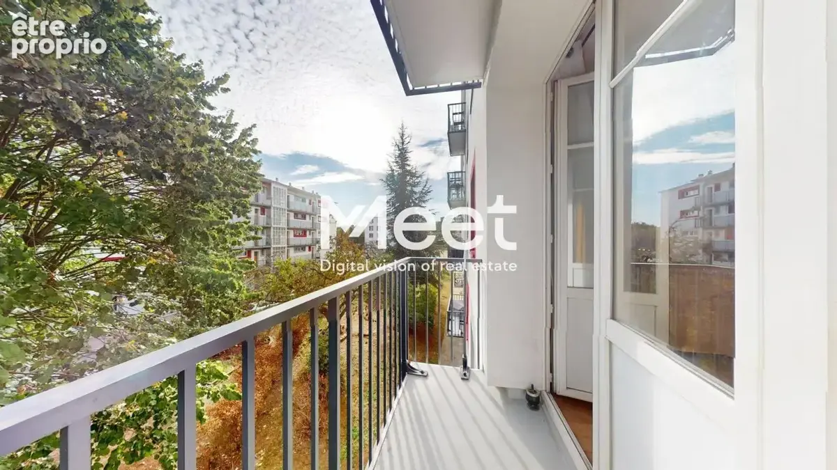 4 pièces - 2 chambres - Balcon - Bon état - Traversant - photo 2