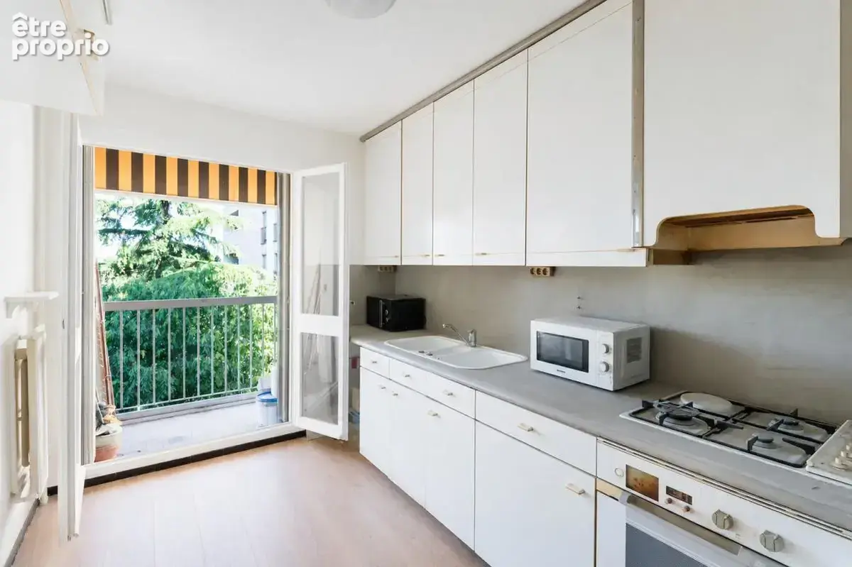 Appartement T5 lumineux au cœur d’une résidence arborée – 91 m² – Marseille 10ᵉ - photo 6