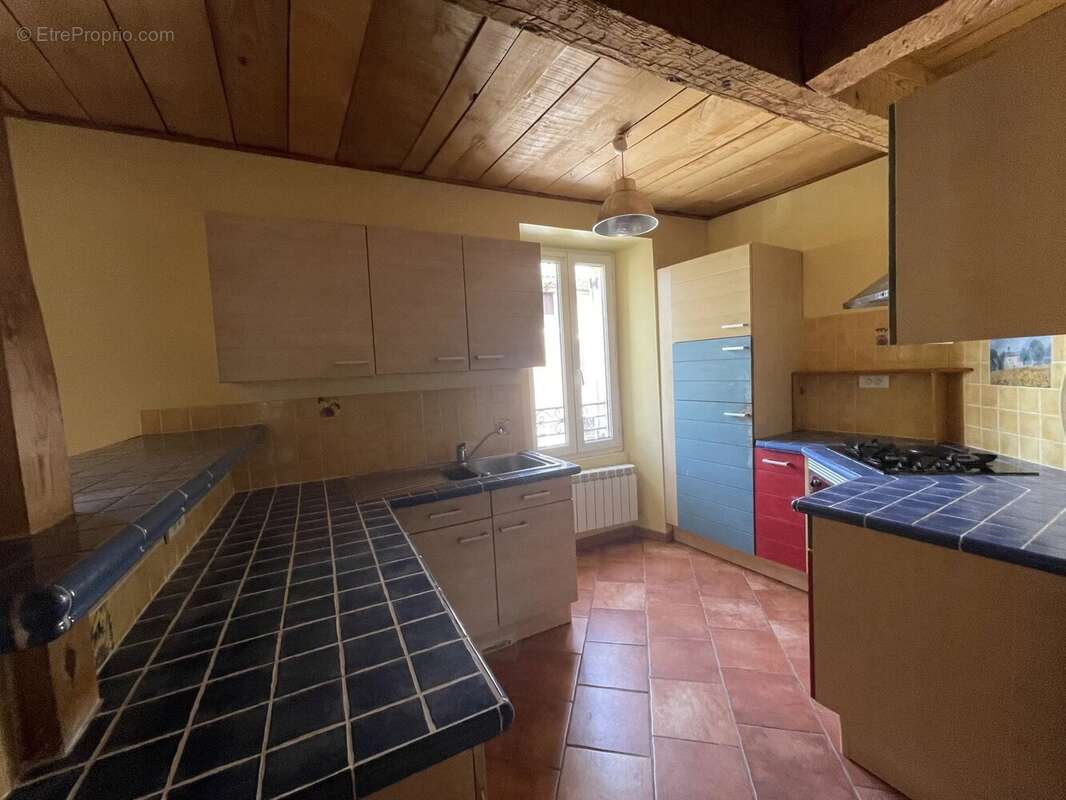 Appartement à MAZAUGUES