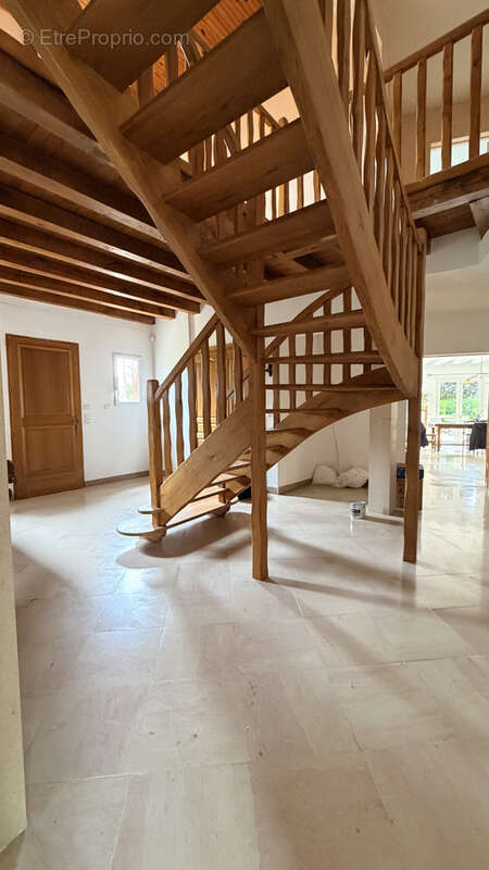 Achat St Lye proche Troyes maison 307m2  une dépendance 100 m2 jardin arboré 4135 m2 - photo 8