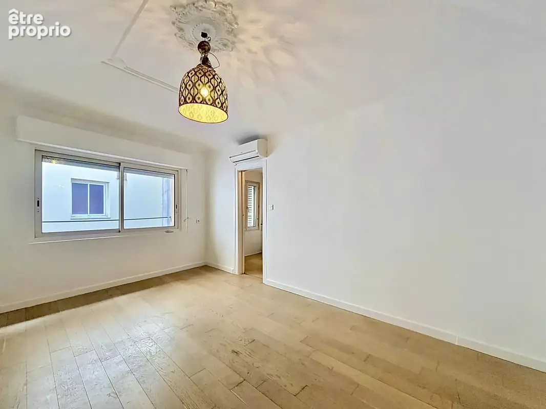 2 pièces rénové en dernier étage - photo 2