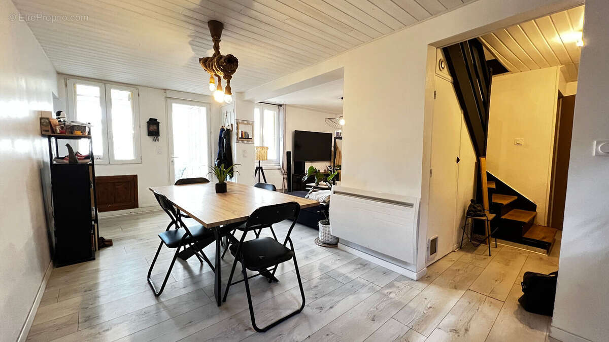 Maison à MEDIS
