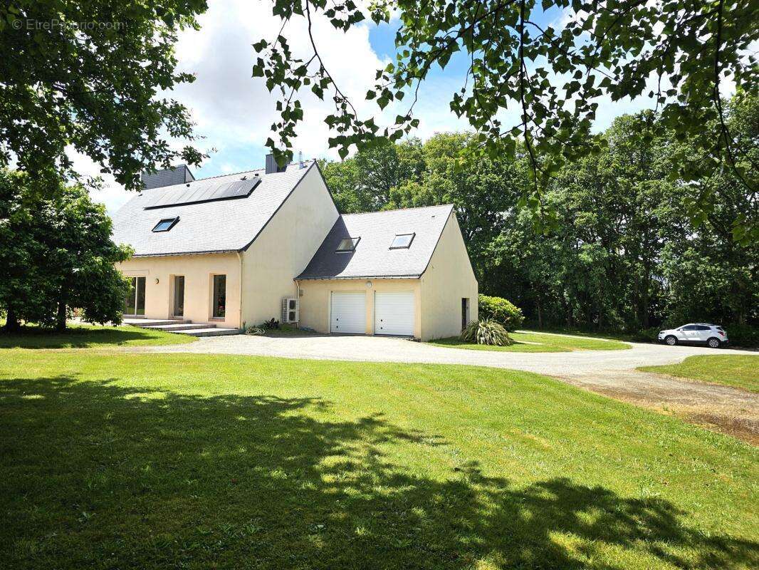 Maison à GRANDCHAMPS-DES-FONTAINES