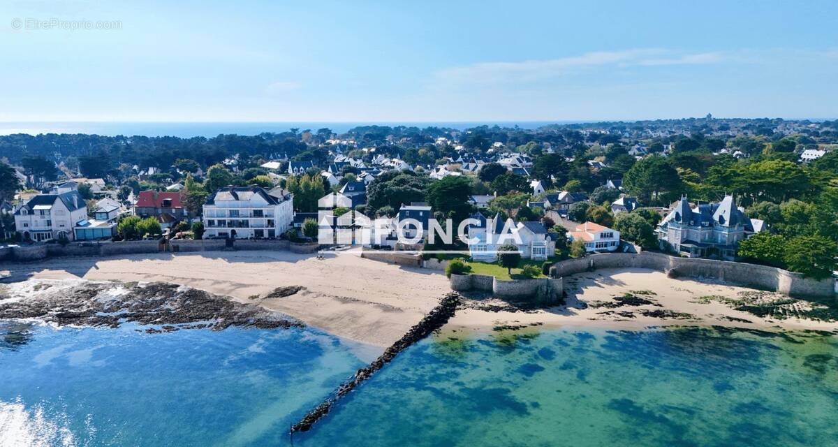 Terrain à LE POULIGUEN