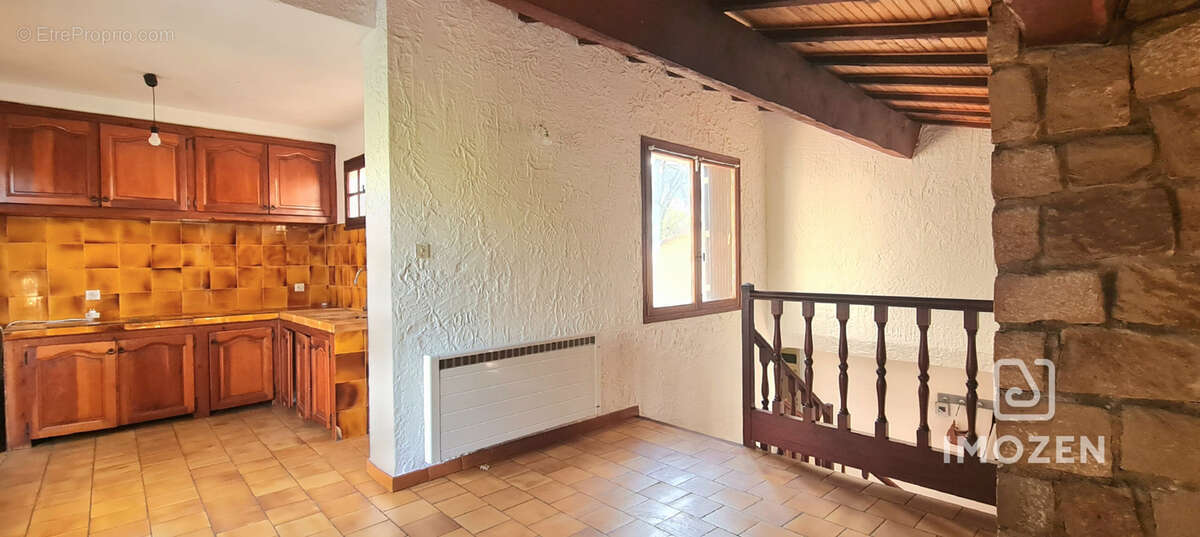 Maison à LA CELLE