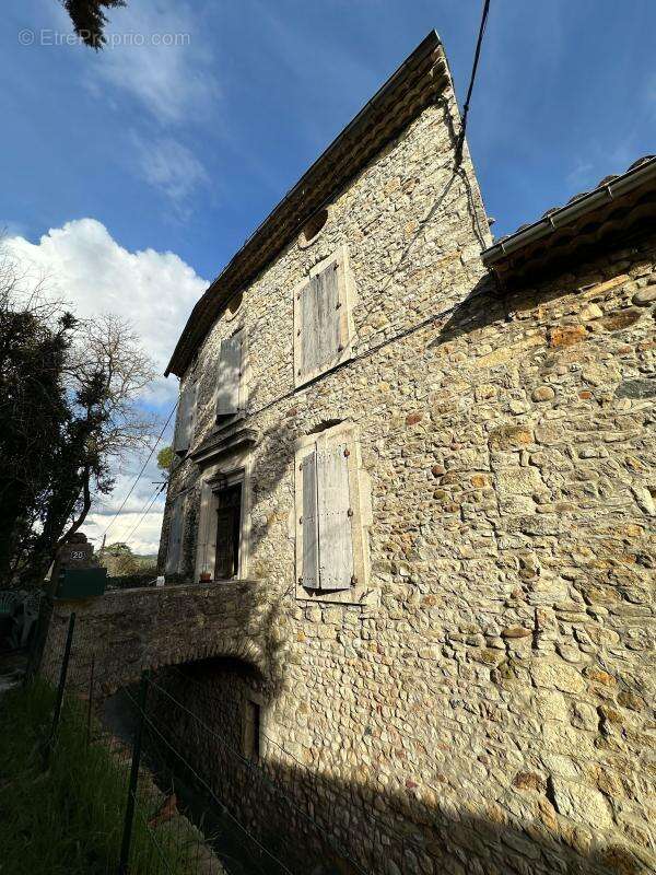 Maison à VALLON-PONT-D&#039;ARC