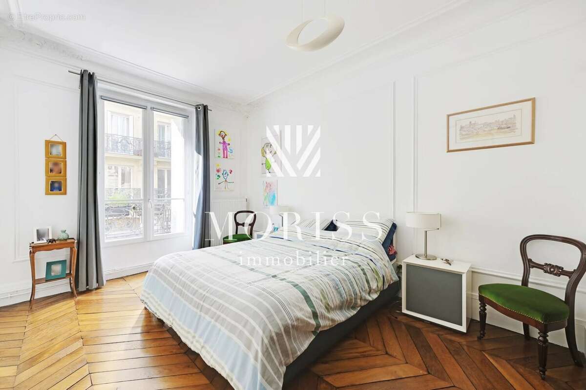 Appartement à PARIS-18E