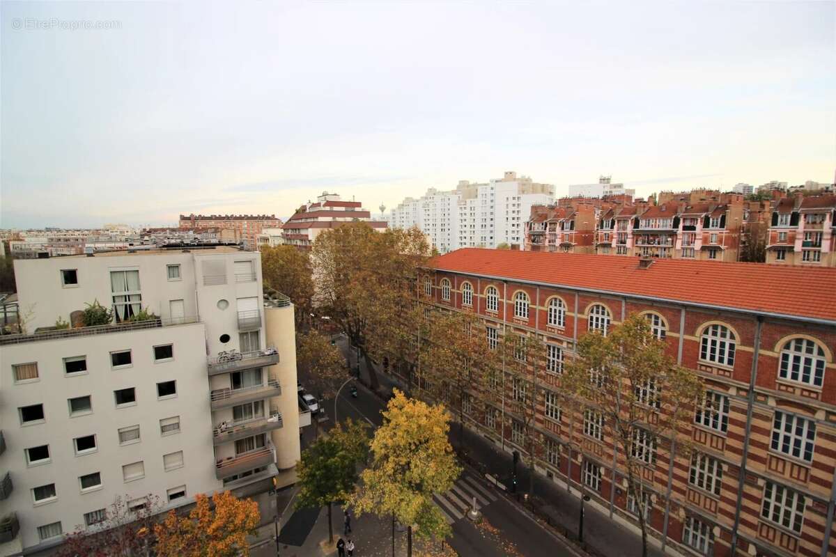 Appartement à PARIS-19E
