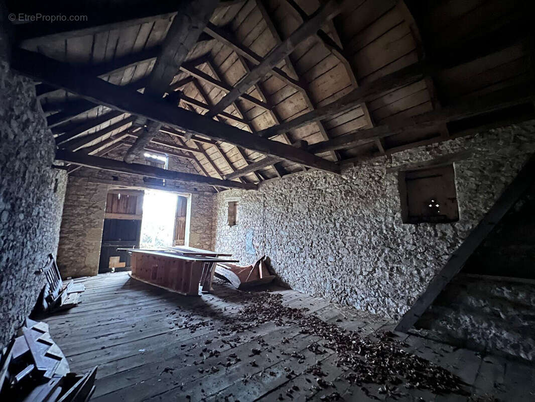 Grange à vendre Séveyrac - photo 3