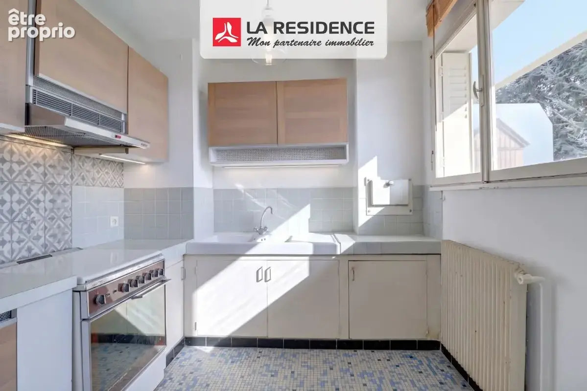 Appartement 4 pièces 80 m² à vendre à Chatou (78400) - photo 5