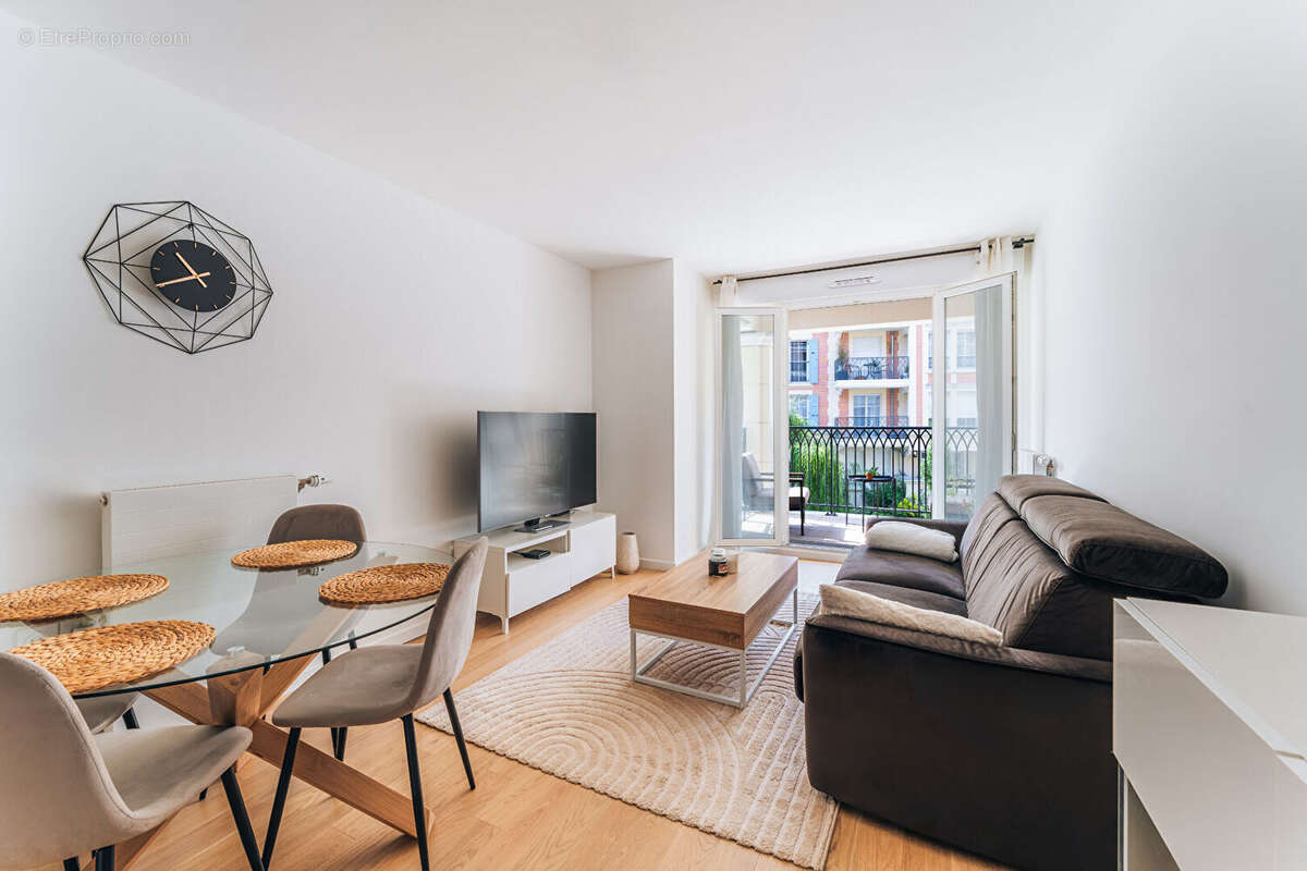 Appartement à LE PLESSIS-ROBINSON