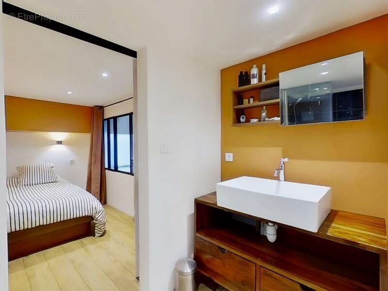 Appartement à SAINT-DENIS