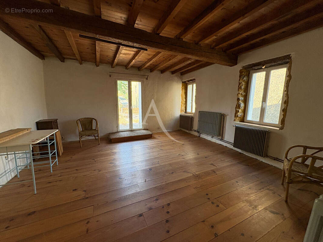 Fourtou (11190) ? maison de caractère de 280 m² ? 5 chambres ? appartement indépendant ? terrasses ? cave ? terrain de 2 930 m² - photo 8