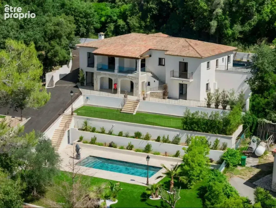 Maison à ROQUEFORT-LES-PINS