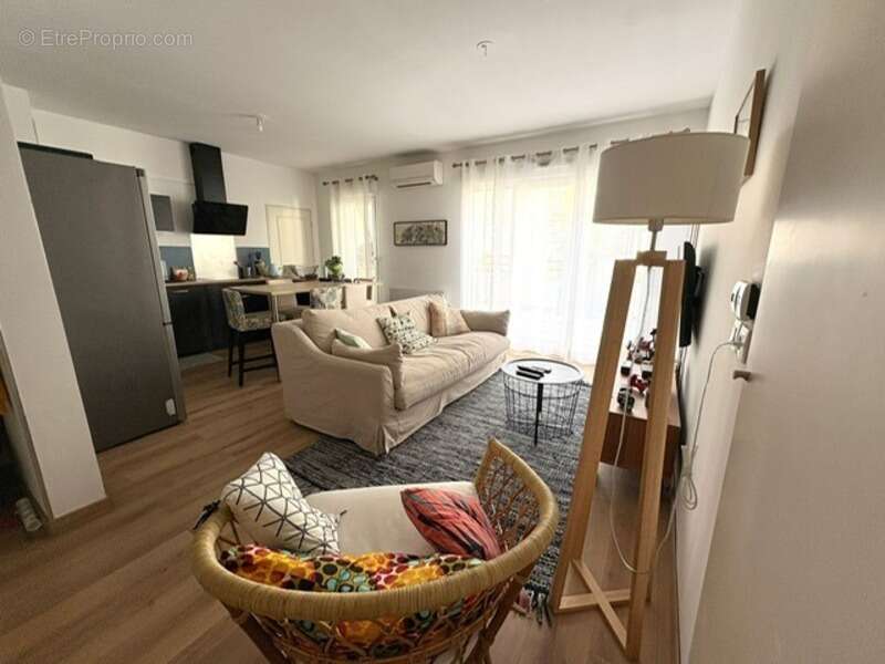 Appartement à ROQUEVAIRE