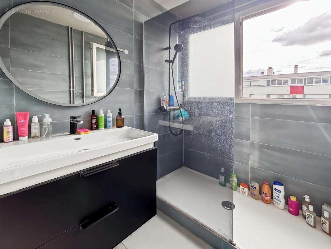 Appartement à FLEURY-LES-AUBRAIS