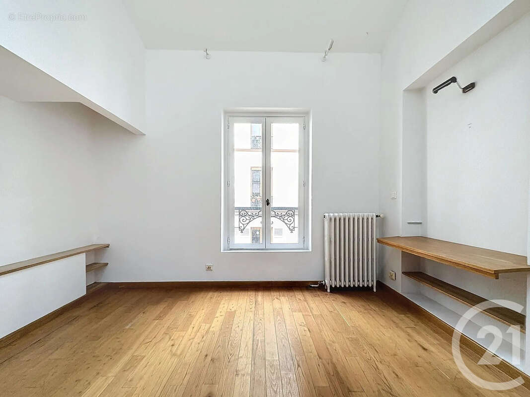 Appartement à PARIS-20E