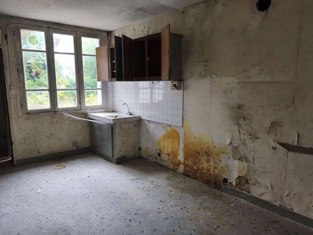 Maison 164 m² à Ceauce  - photo 8