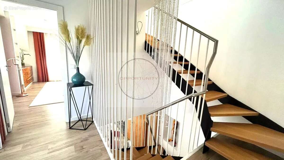 Maison à MORET-SUR-LOING