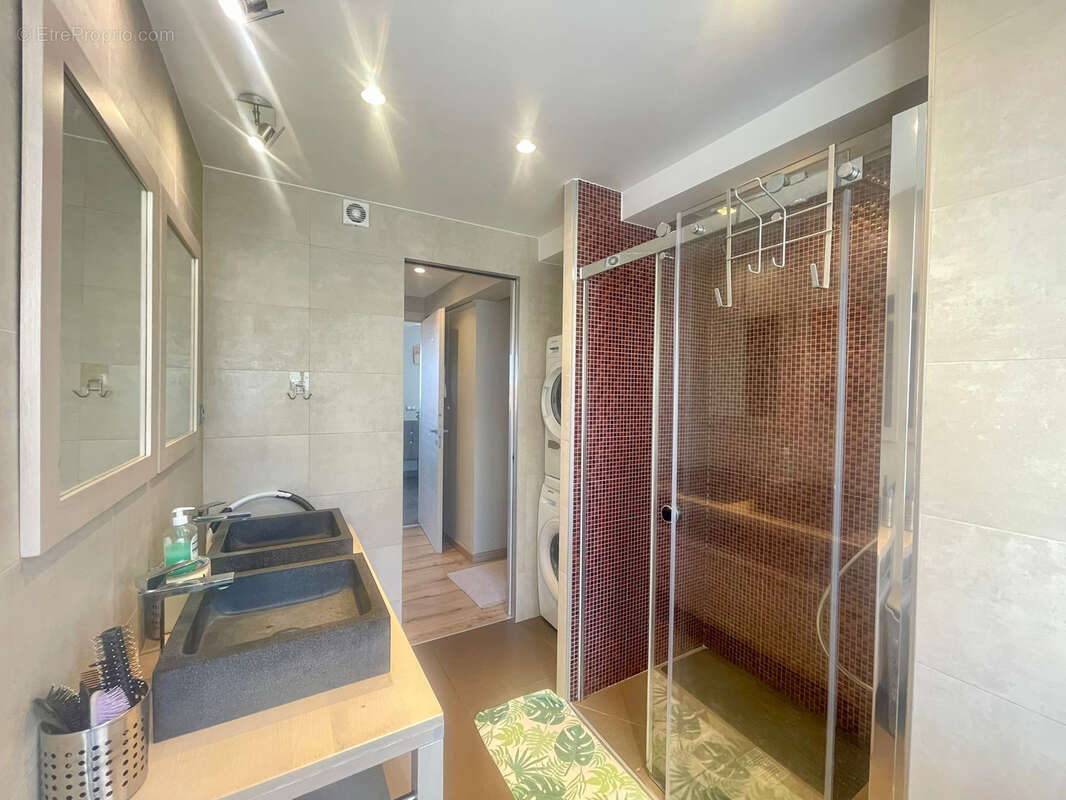 Appartement à BEAUSOLEIL