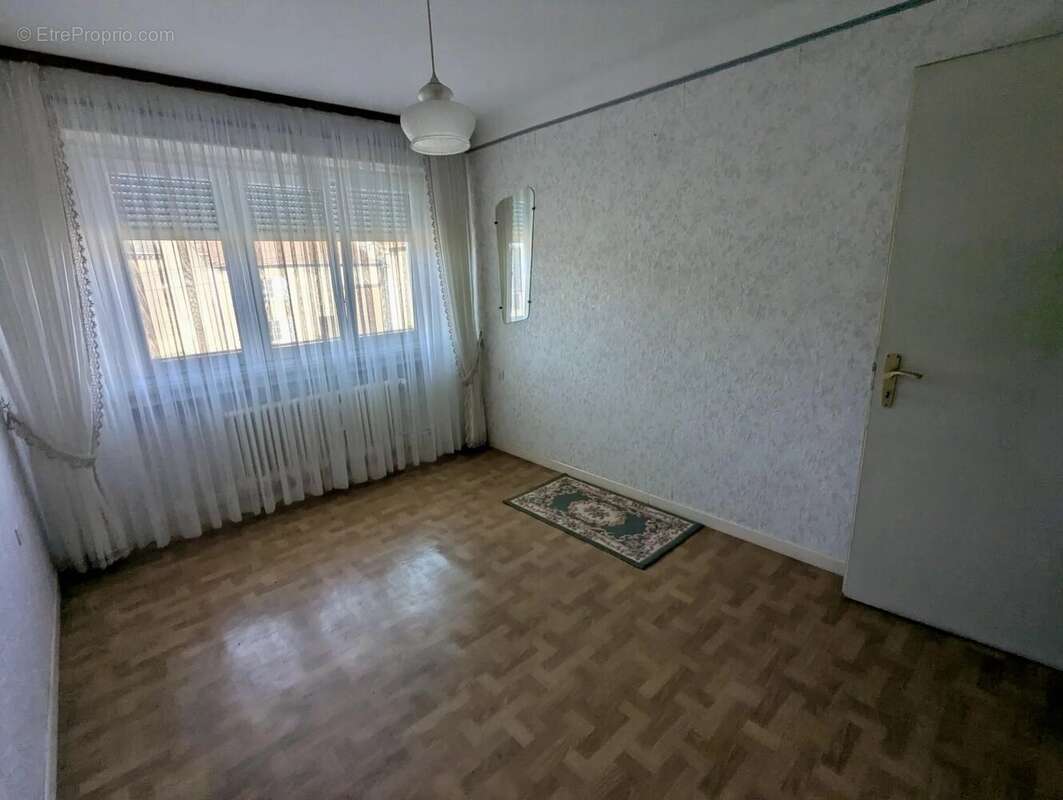 Maison à VAHL-LES-FAULQUEMONT