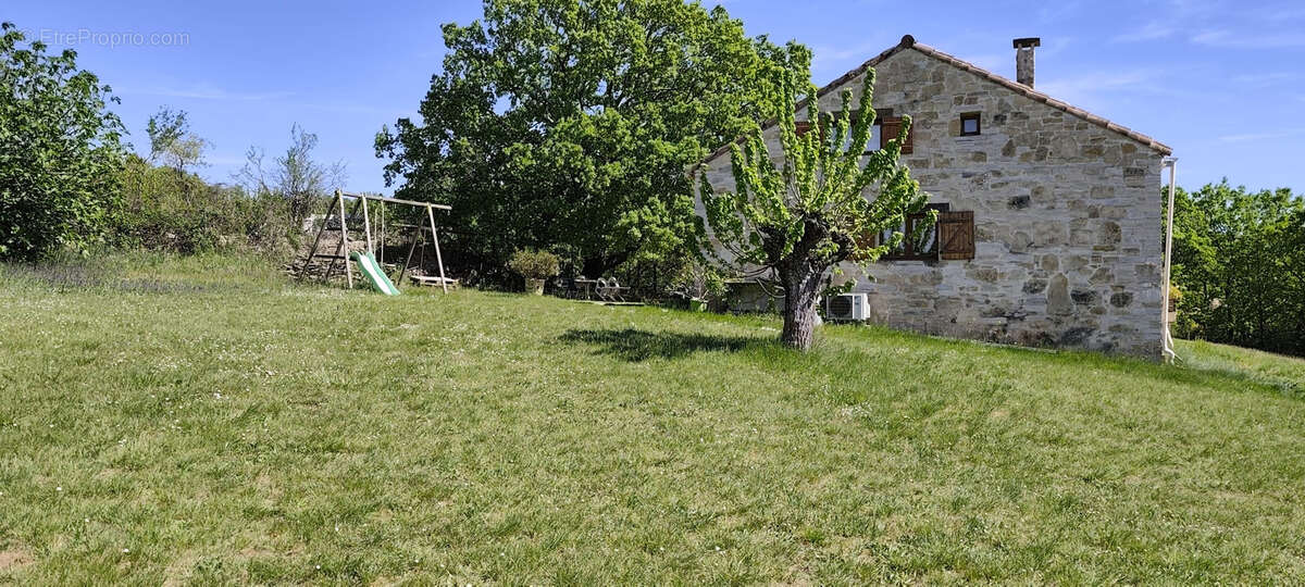 Maison à BARJAC