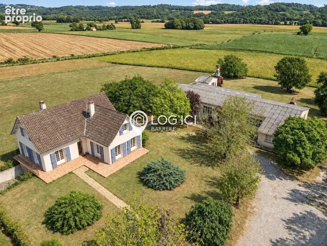 Maison à LEMBEYE