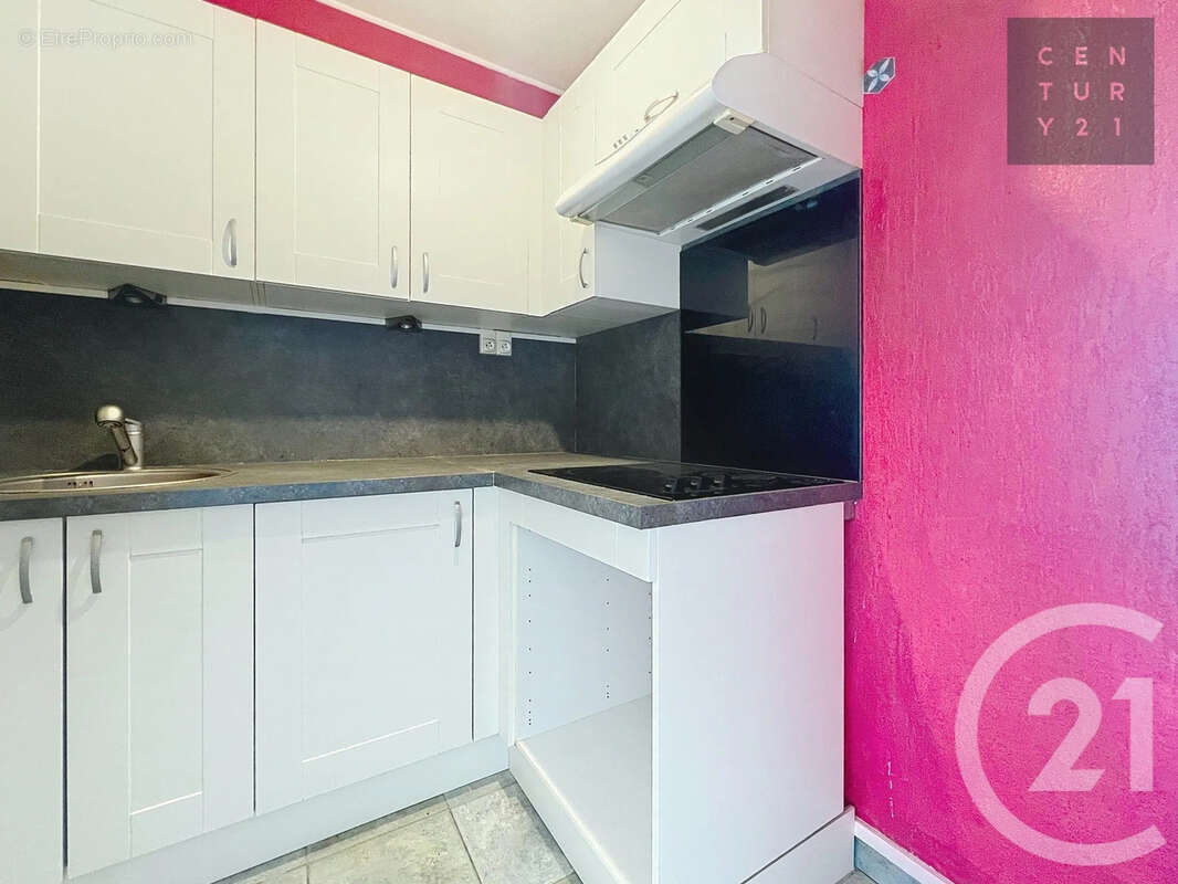 Appartement à SAINT-JULIEN-LES-VILLAS