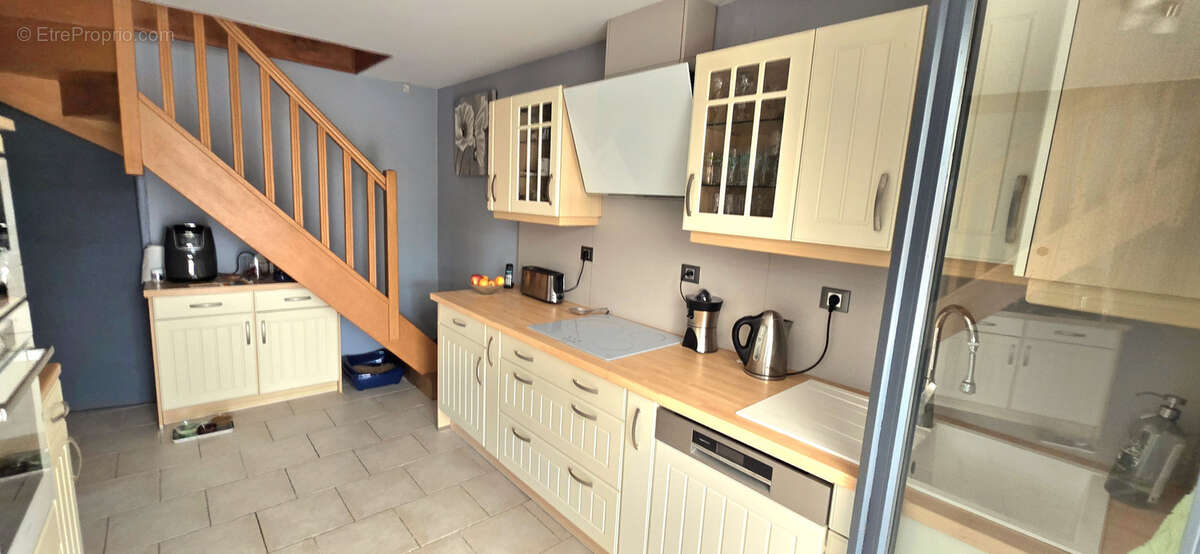 Maison à HAUTVILLERS-OUVILLE